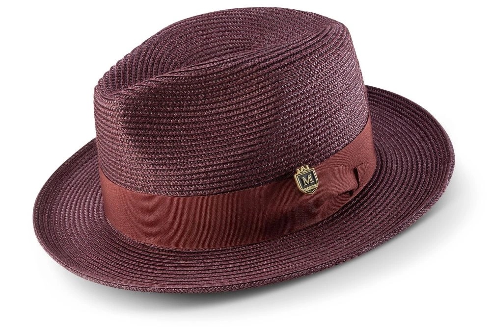 Chapeau Fedora Tressé Élégant, Bandana Grosgrain – Un Chic Intemporel et Raffiné.